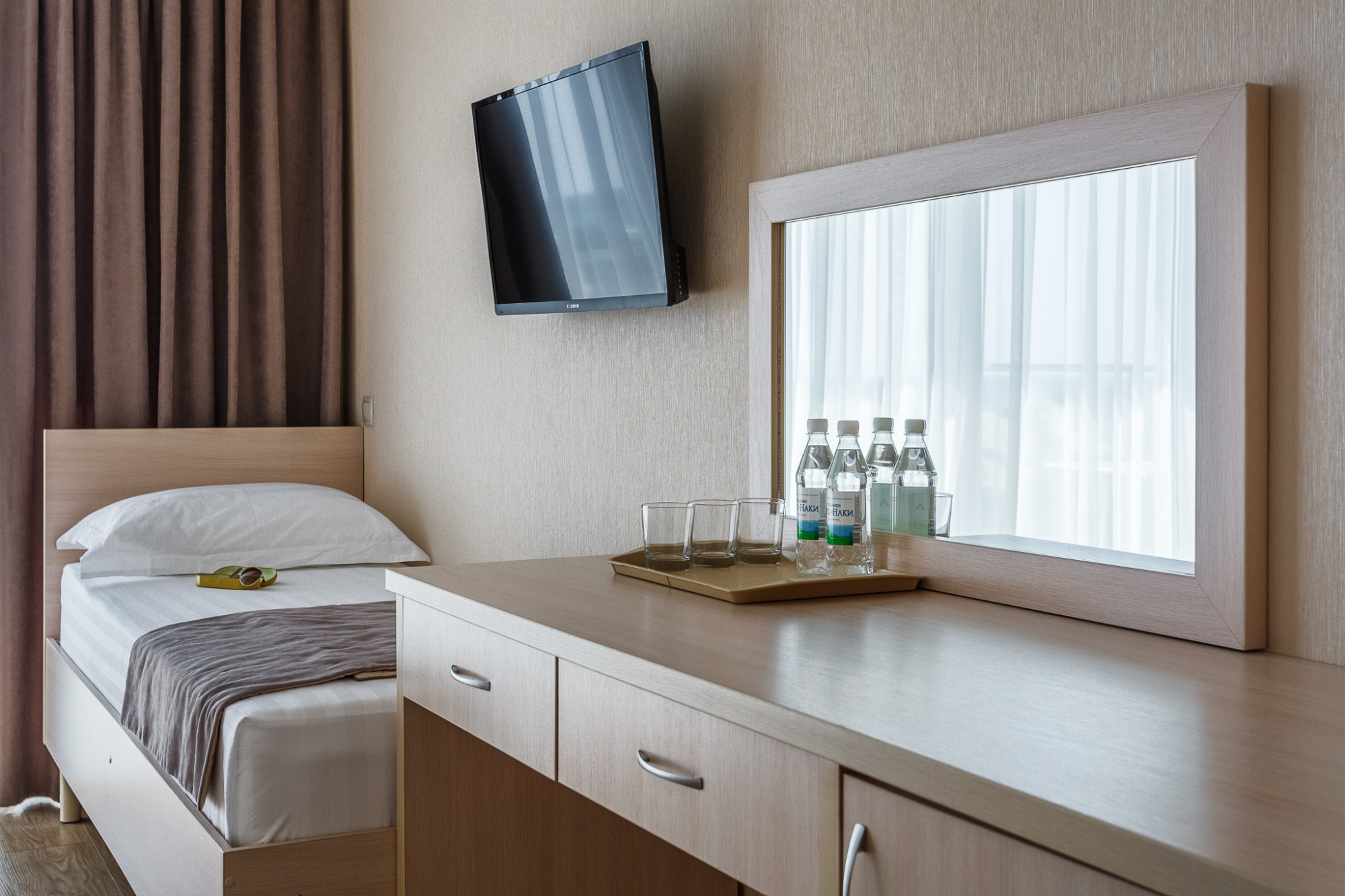 Трехместный номер с видом на море на высоком этаже